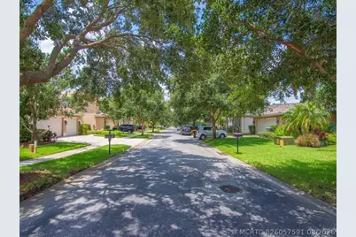 1975 Grey Falcon Circle SW, Vero Beach, FL 32962 - Photo 29