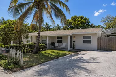 101 SW 3rd Avenue, Boca Raton, FL 33432 - Photo 1