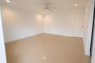 101 SW 3rd Ave, Boca Raton, FL 33432 - Photo 3