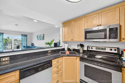 3004 NE 5th Terrace #216-C, Wilton Manors, FL 33334 - Photo 25
