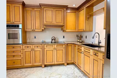 571 24th Avenue, Vero Beach, FL 32962 - Photo 5