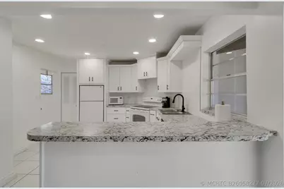 7 Greenway N #202, Royal Palm Beach, FL 33411 - Photo 5