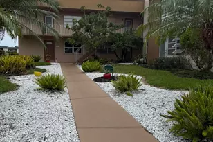 29 Flanders A, Delray Beach, FL 33484 - Photo 17