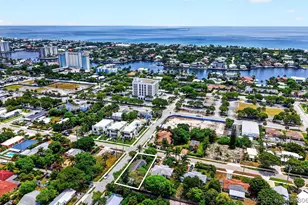310 SE 8th St, Delray Beach, FL 33483 - Photo 1