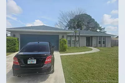301 SW Violet Avenue, Port Saint Lucie, FL 34983 - Photo 3