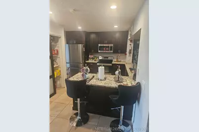 301 SW Violet Avenue, Port Saint Lucie, FL 34983 - Photo 11