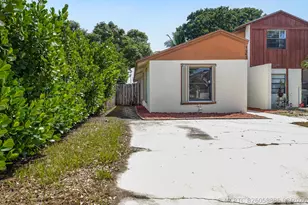 1242 The 12th Fairway, Wellington, FL 33414 - Photo 3