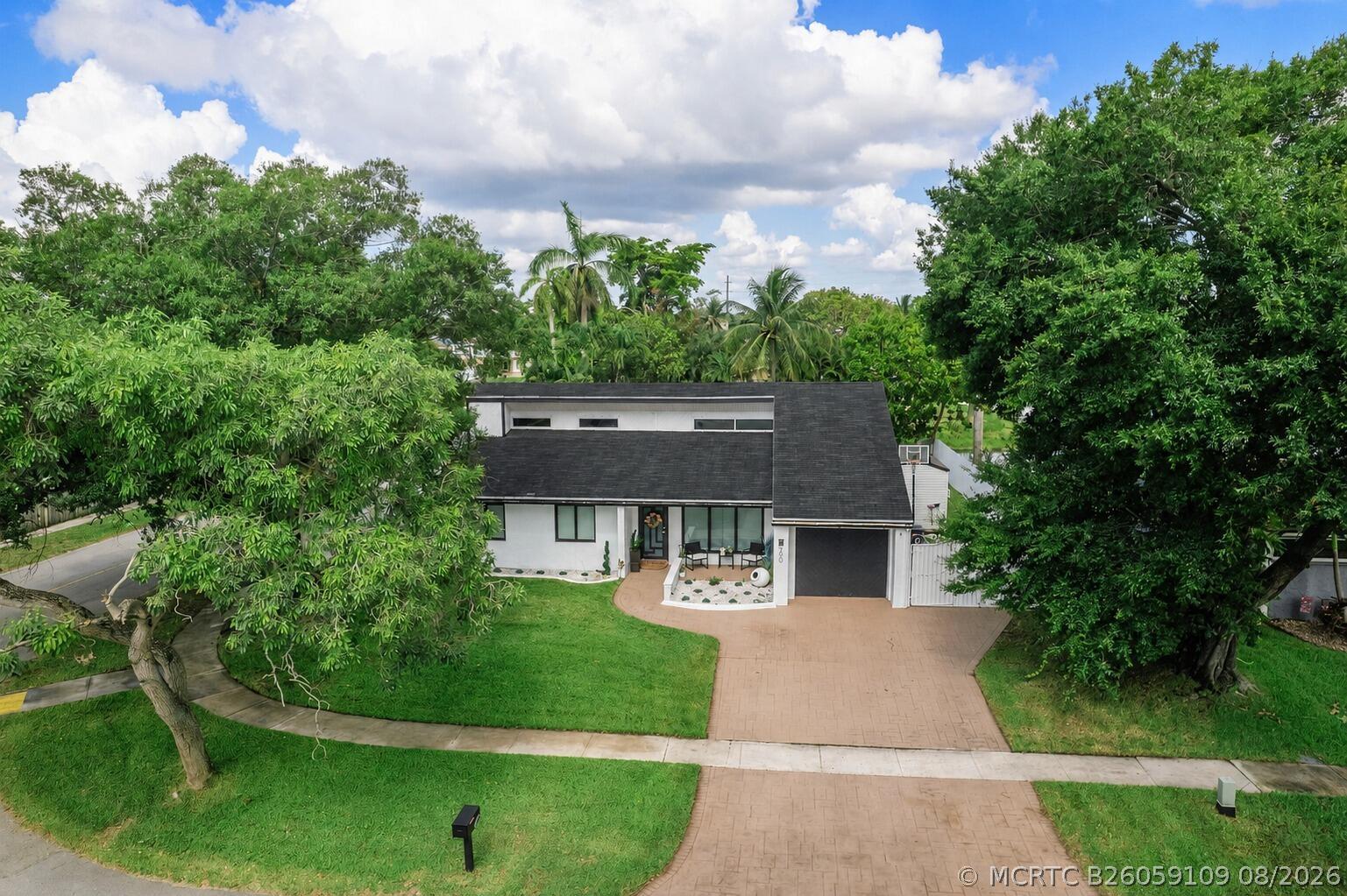 400 NW 98th Ave - 400 NW 98th Ave, Pembroke Pines, FL 33024 Luxury Property | Jose Angel Pina