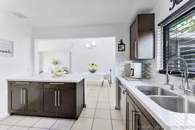 400 NW 98th Avenue, Pembroke Pines, FL 33024 - Photo 15