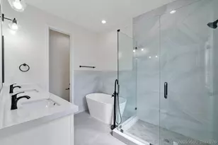 8332 NW 7th Ct, Boca Raton, FL 33487 - Photo 23