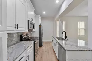 8332 NW 7th Ct, Boca Raton, FL 33487 - Photo 15