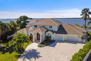 526 Point Ln, Vero Beach, FL 32963 - Photo 57