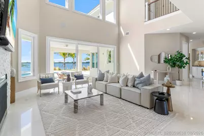 526 Point Lane, Vero Beach, FL 32963 - Photo 5