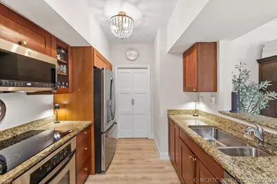 815 NW Flagler Avenue #201, Stuart, FL 34994 - Photo 3