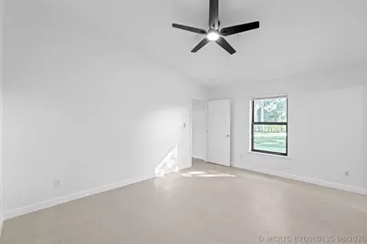 11989 Persimmon Boulevard, West Palm Beach, FL 33411 - Photo 19