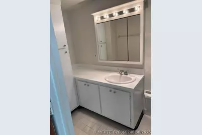 422 SW 9th Street #6, Boca Raton, FL 33432 - Photo 11
