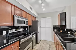 160 Yacht Club Way, Hypoluxo, FL 33462 - Photo 15