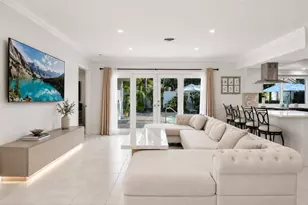 2010 NE 59th Pl, Fort Lauderdale, FL 33308 - Photo 3