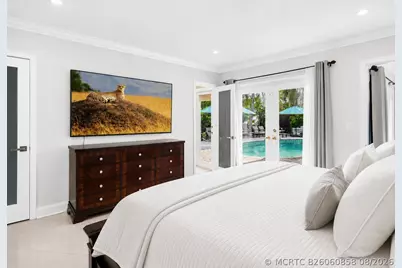 2010 NE 59th Place, Fort Lauderdale, FL 33308 - Photo 9