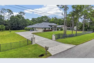 17377 W Alan Black Boulevard, Loxahatchee, FL 33470 - Photo 15