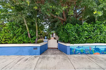 227 N M Street, Lake Worth, FL 33460 - Photo 1
