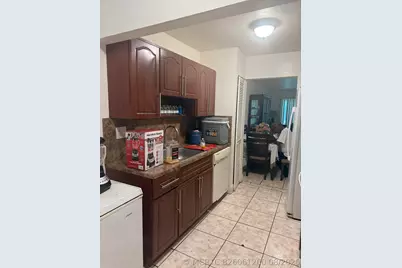 8450 Lagos De Campo Boulevard #107, Tamarac, FL 33321 - Photo 15