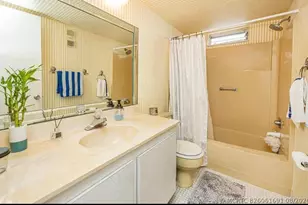 2615 NE 3rd Ct NE, Boynton Beach, FL 33435 - Photo 15