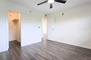 3100 W Rolling Hills Cir, Davie, FL 33328 - Photo 19