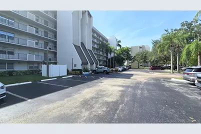 3100 W Rolling Hills Circle #609, Davie, FL 33328 - Photo 39