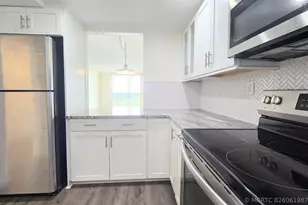 3100 W Rolling Hills Cir, Davie, FL 33328 - Photo 5