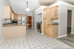 [Address not provided], Royal Palm Beach, FL 33411 - Photo 7