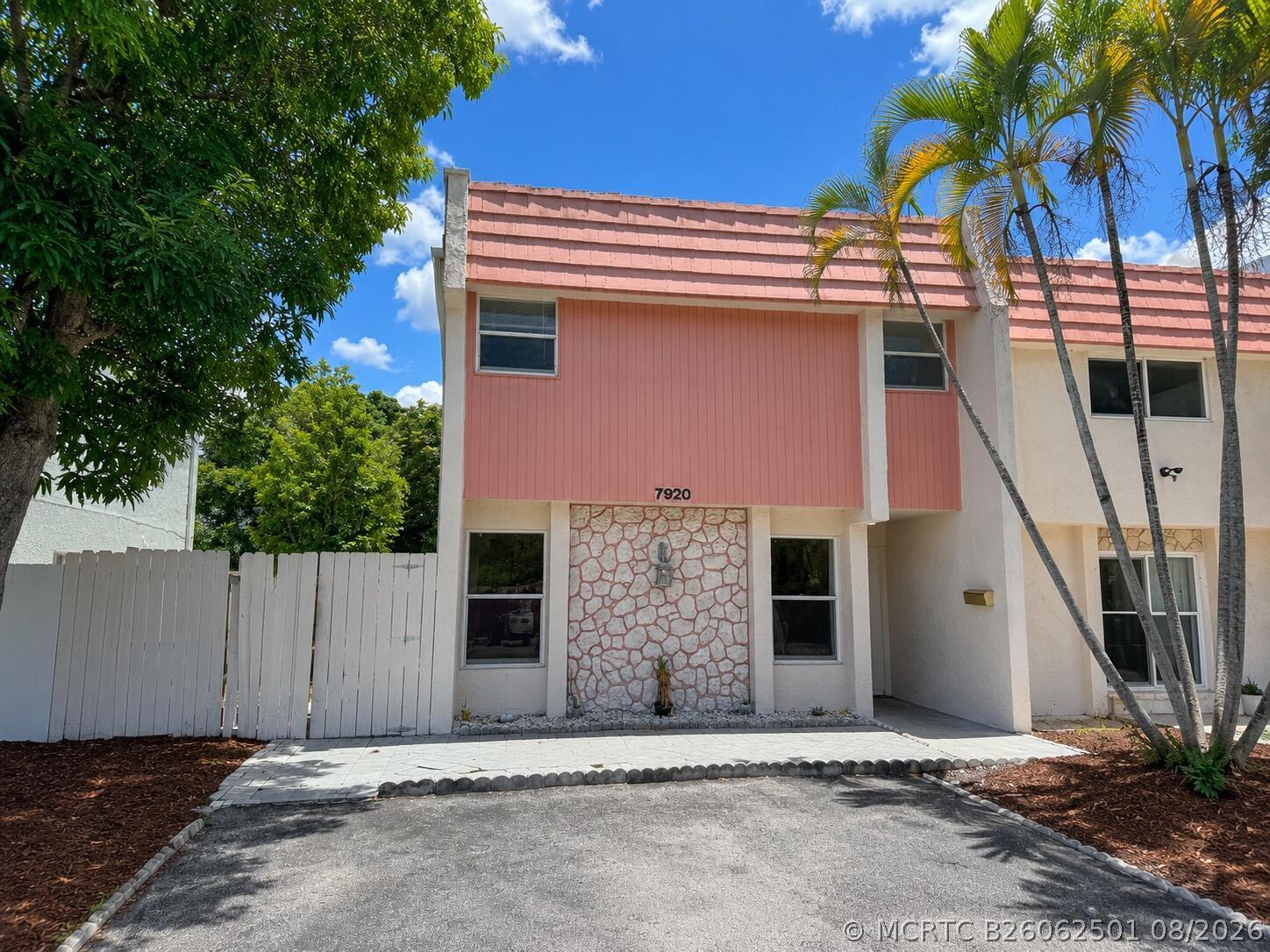 7920 SW 7th Pl - 7920 SW 7th Pl, North Lauderdale, FL 33068 Luxury Property | Jose Angel Pina