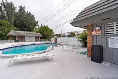 415 Pine Tree Court #16, Atlantis, FL 33462 - Photo 19