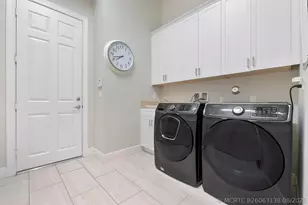 10282 Sweet Bay Manor, Parkland, FL 33076 - Photo 31