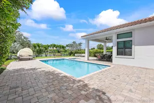 10282 Sweet Bay Manor, Parkland, FL 33076 - Photo 47