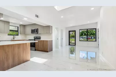 118 Newton Road, West Park, FL 33023 - Photo 11