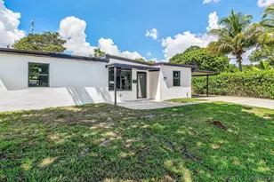 118 Newton Rd, West Park, FL 33023 - Photo 3