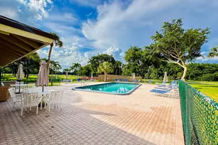 9460 Tangerine Pl, Davie, FL 33324 - Photo 27