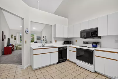 10410 Plaza Centro, Boca Raton, FL 33498 - Photo 7