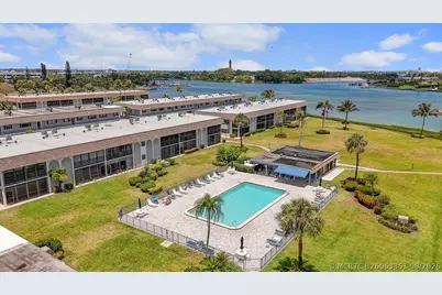 755 Saturn Street #H207, Jupiter, FL 33477 - Photo 5