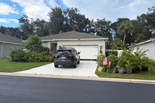 5250 Oakland Lake Cir, Fort Pierce, FL 34951 - Photo 1
