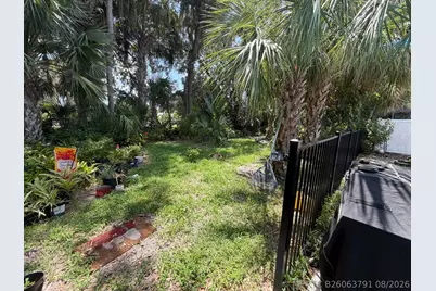 5250 Oakland Lake Circle, Fort Pierce, FL 34951 - Photo 17