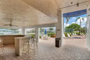 2260 Discovery Cir W, Deerfield Beach, FL 33442 - Photo 41
