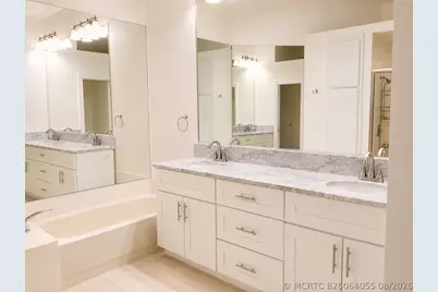 7564 SE Bay Cedar Circle, Hobe Sound, FL 33455 - Photo 9
