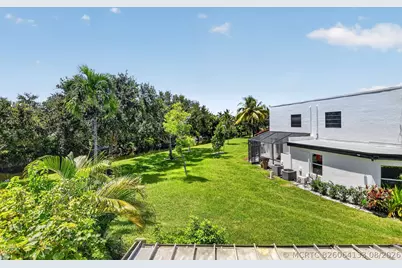 327 NW 36th Avenue, Deerfield Beach, FL 33442 - Photo 33