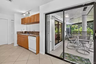 327 NW 36th Ave, Deerfield Beach, FL 33442 - Photo 17