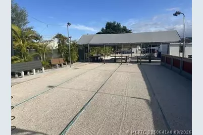 8670 SW 18th Place, Davie, FL 33324 - Photo 21