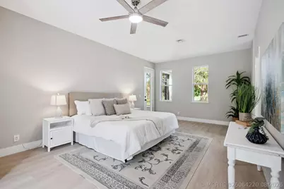 1018 Carolina Circle SW, Vero Beach, FL 32962 - Photo 21