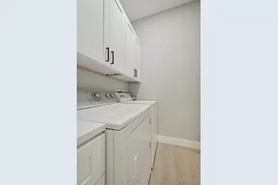 1018 Carolina Circle SW, Vero Beach, FL 32962 - Photo 47