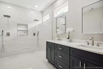 1018 Carolina Circle SW, Vero Beach, FL 32962 - Photo 25